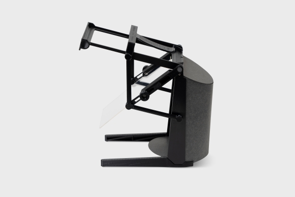 Pseudo-hologram stand